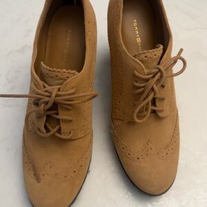 Tommy Hilfiger Brown Lace-Up Ankle Booties
